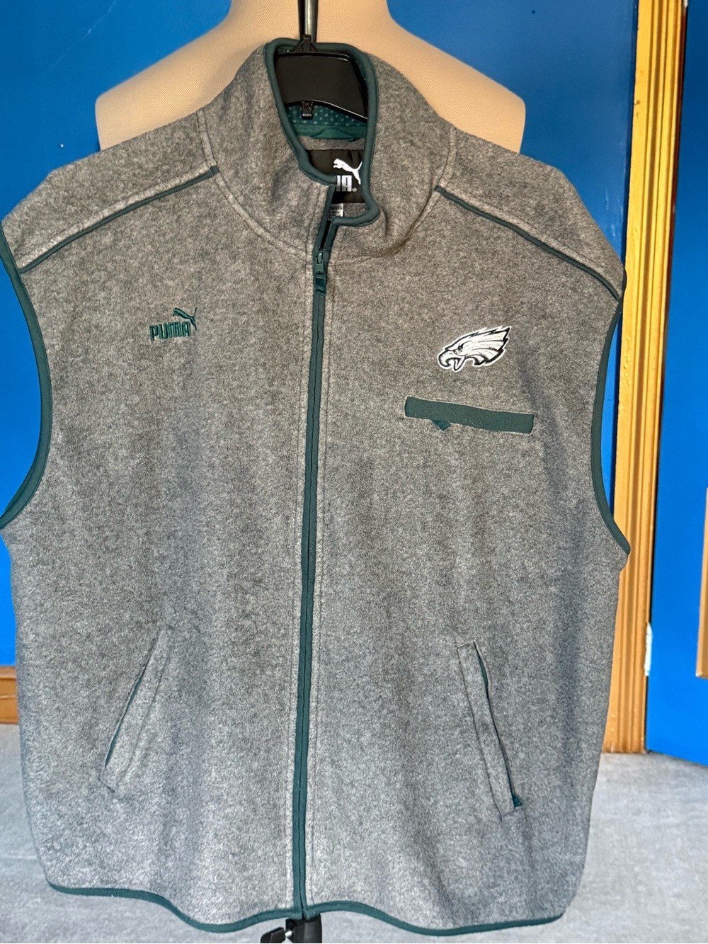 Philadelphia Eagles Puma Fleece Vest 2XL NFL Full Zip Gray Green Sideline Jacket